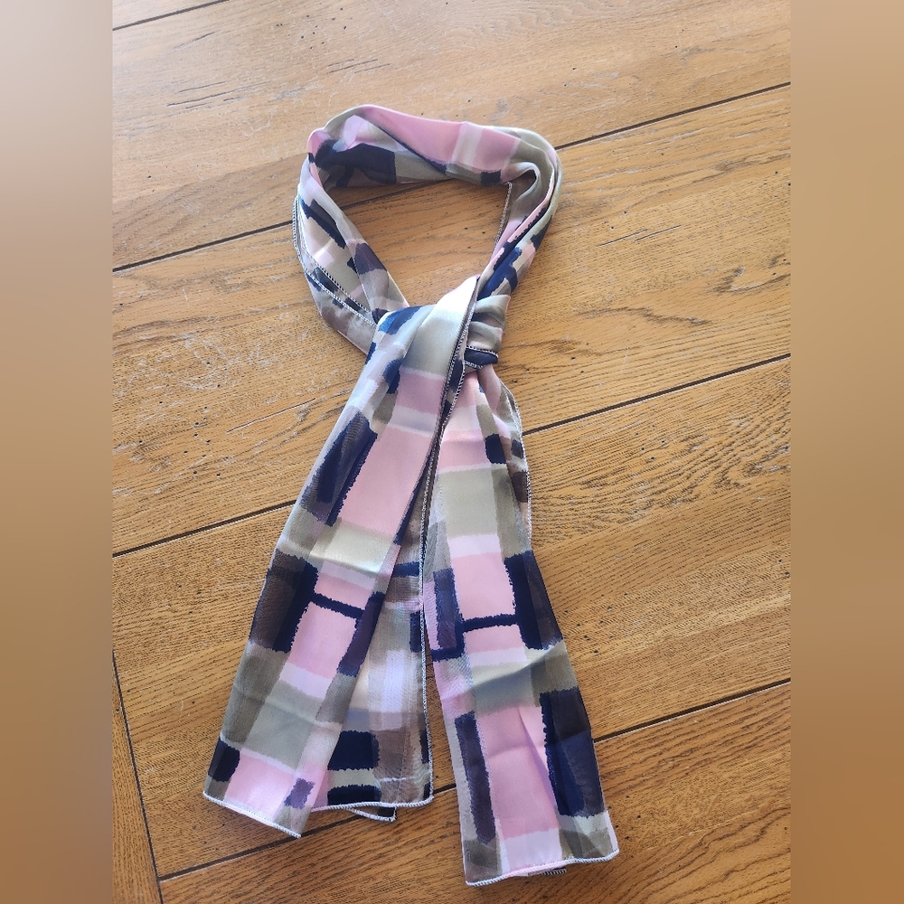 3/$15 Chic Navy, Pink and Green Geometric/Checkered Silky Feeling Scarf